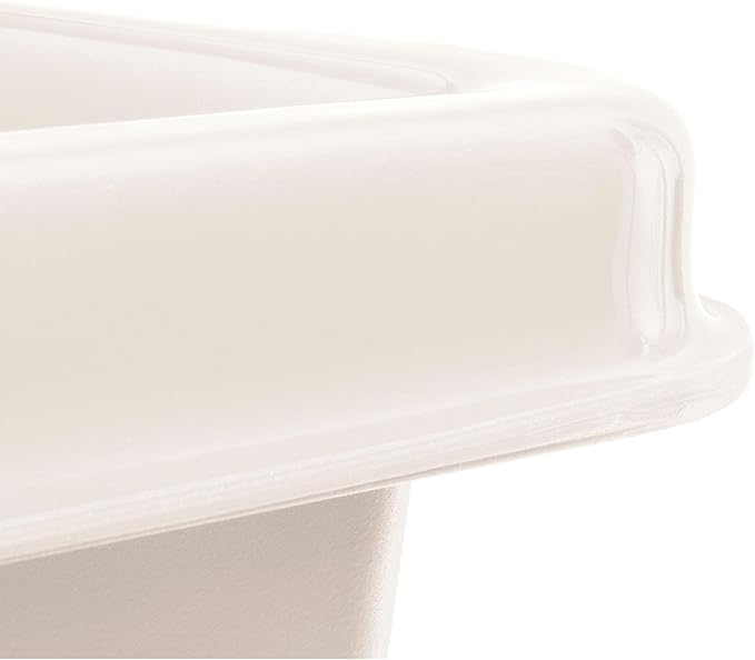 Global Industrial 6 Bushel Plastic Bulk Box Truck, Direct Mount Base, 500 lbs. Capacity, 3" Non-Maring Rubber Casters, White, 33-2/5"L x 23" W x 24-1/2"H