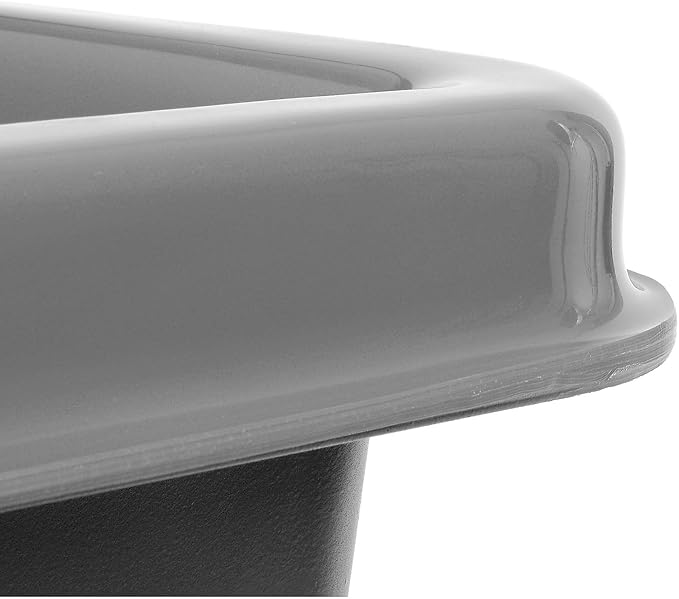 Global Industrial 6 Bushel Plastic Bulk Box Truck, Direct Mount Base, 500 lbs. Capacity, 3" Non-Maring Rubber Casters, Gray, 33-2/5"L x 23" W x 24-1/2"H