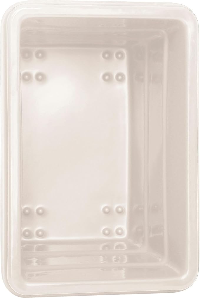 Global Industrial 6 Bushel Plastic Bulk Box Truck, Direct Mount Base, 500 lbs. Capacity, 3" Non-Maring Rubber Casters, White, 33-2/5"L x 23" W x 24-1/2"H