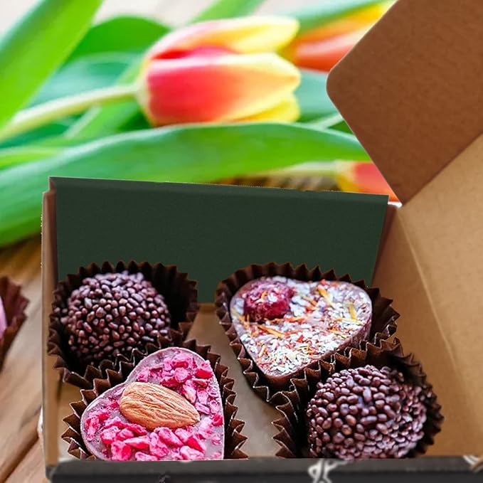 25 Pack Green Shipping Boxes 11 x 8 x 2 Inch Corrugated Cardboard Boxes, Recyclable Packaging Gift Boxes for Presents, Birthday, Christmas, Bridal, Wedding, Party Favor, Cupcake, Crafting