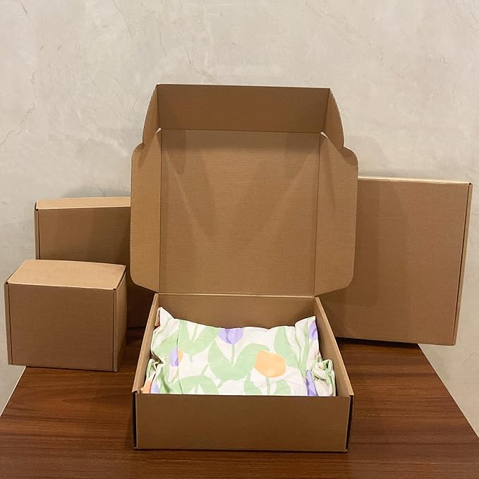 10x10x3 inch Shipping Boxes，Bulk 20 Pack，Brown Corrugated Mailers Cardboard Literature Mailer Box for Packaging Business, Mailing,Moving and Storage，Small Gift Boxes for Wrapping Mailing Present