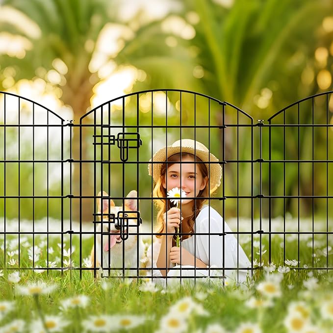 Metal Garden Fence 32 in H x 28 in W 5 Panels (4 Panels + 1 Gate) Total Length 11.6 ft, No Need Dig Rustproof Animal Barrier Fencing Border Fence for Dog, Patio,Yard, Landscape, Flower Bed