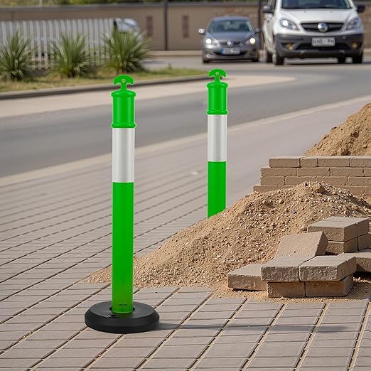 VEVOR 3 Pack Traffic Delineator Posts, 48 inches Traffic Safety Cones with Fillable Base and Reflective Strips, Heavy Duty Delineator Posts for Construction Site, Parking Lot, Crowd Control, Green