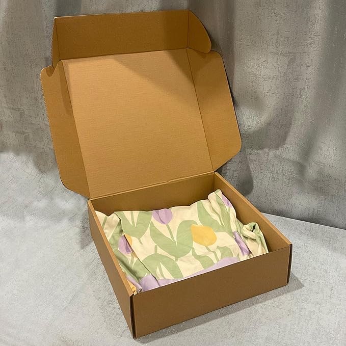 10x10x3 inch Shipping Boxes，Bulk 20 Pack，Brown Corrugated Mailers Cardboard Literature Mailer Box for Packaging Business, Mailing,Moving and Storage，Small Gift Boxes for Wrapping Mailing Present